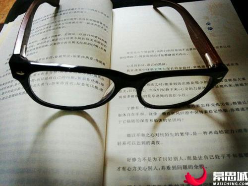 淘宝上怎么配眼镜,淘宝怎么配眼镜?验光